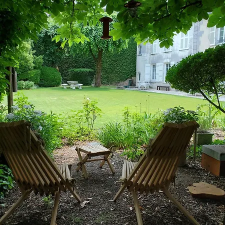 Logis Des Tourelles Apartment Cognac