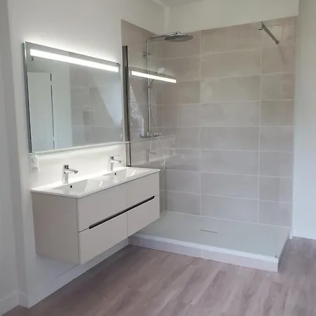 Logis Des Tourelles Apartment Cognac