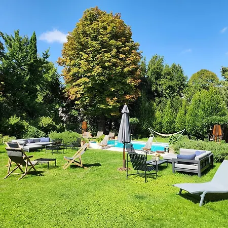 Logis Des Tourelles Apartment *